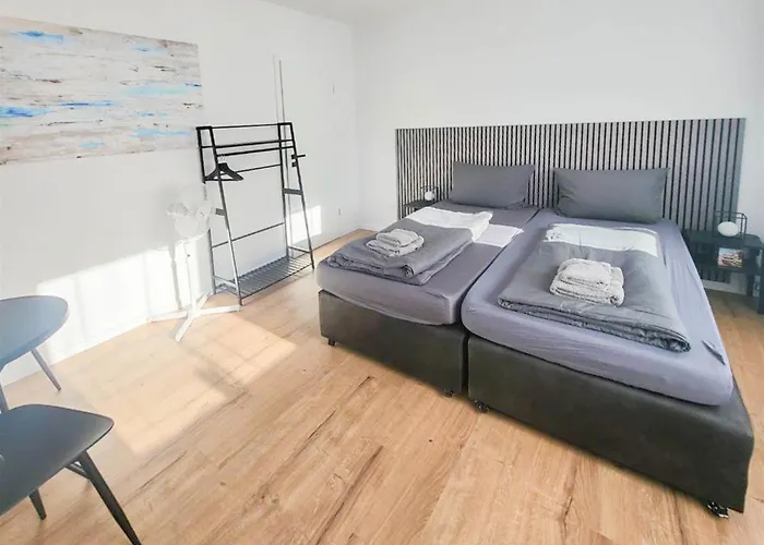 شقة Alfa 4zw Lage Berliner Platz Max 8 Personen Netflix Kueche Wm L 4br 7 Beds 8 People L Fully Equipped Kitchen & Bathroom شتوتغارت