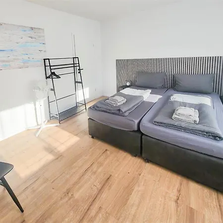 Апартаменты Alfa 4zw Lage Berliner Platz Max 8 Personen Netflix Kueche Wm L 4br 7 Beds 8 People L Fully Equipped Kitchen & Bathroom Штутгарт