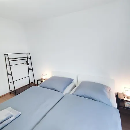 公寓 Alfa 4zw Lage Berliner Platz Max 8 Personen Netflix Kueche Wm L 4br 7 Beds 8 People L Fully Equipped Kitchen & Bathroom
